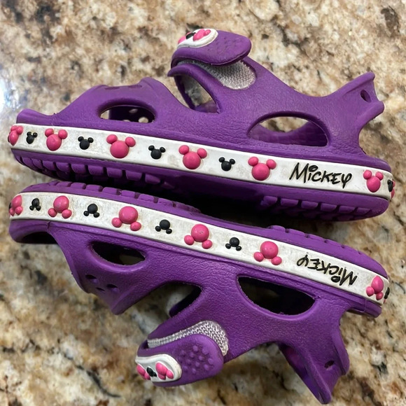 CROCS crocband II purple Disney Mickey Mouse sandals - Picture 5 of 10